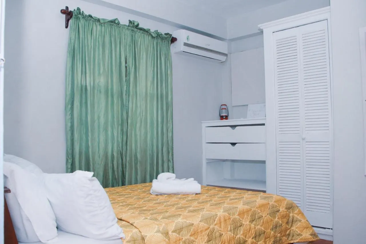 Buttercup Cottage Apartments Arnos Vale