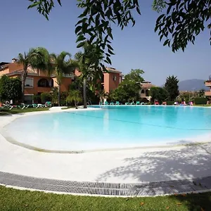  Apartment Entre Marbella Y Spain